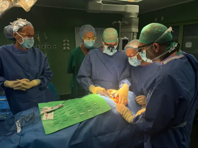 El Hospital de La Candelaria, primero en introducir en Canarias una tecnología pionera frente a patologías endocrinas