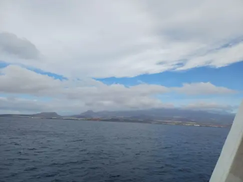 Un barco de Naviera Armas sufre una avería en el trayecto desde La Gomera a Tenerife