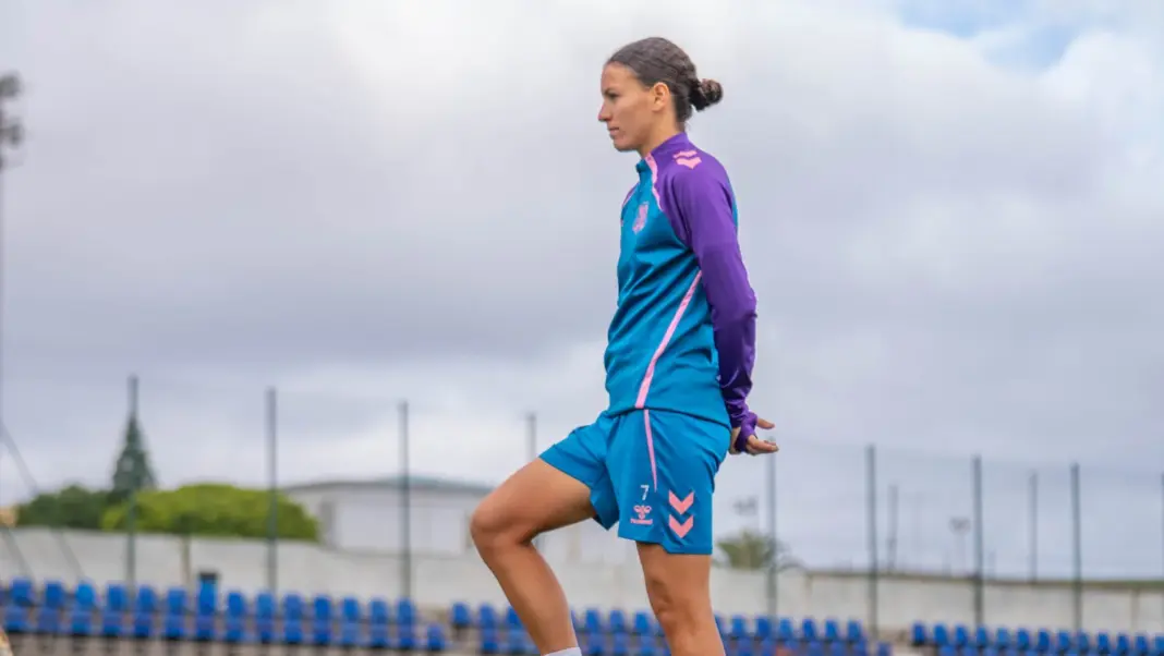 El CD Tenerife Femenino B busca hacerse fuerte ante el Villarreal CF