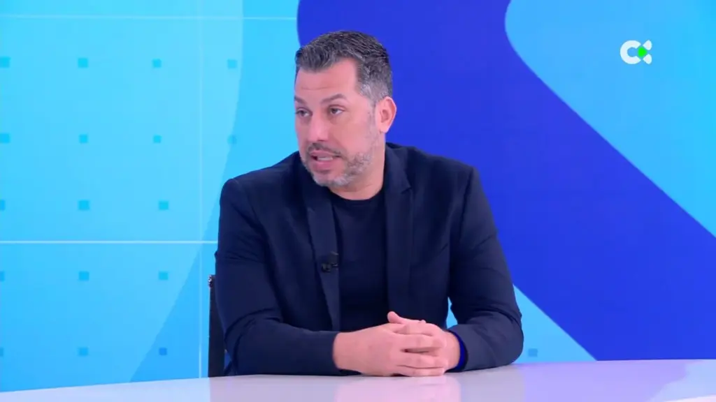 Tellez: "El Gobierno hace un seguimiento diario a los canarios que viven en Venezuela". En la imagen, el director general de Emigración del Gobierno de Canarias, José Tellez.