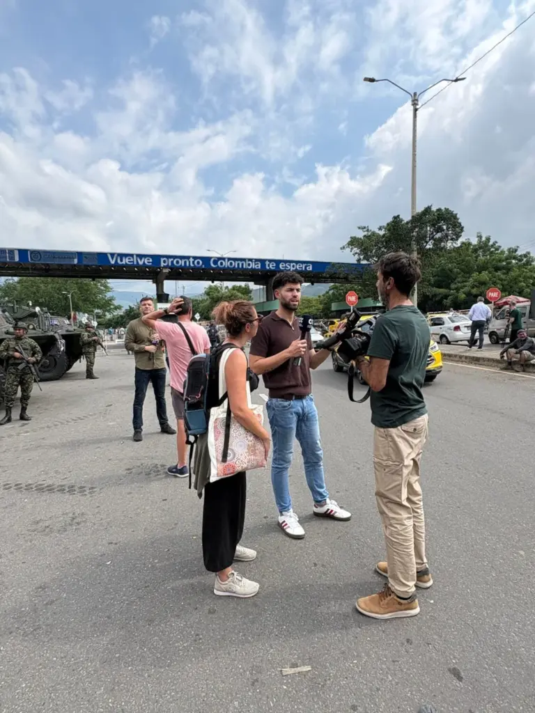 Un equipo de Televisión Canaria se encuentra ya en la frontera entre Colombia y Venezuela