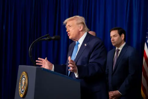 EE.UU. alerta sobre milicias armadas que buscan a estadounidenses en Venezuela