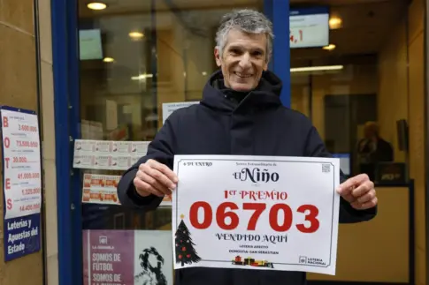 El número 06703, primer premio en La Lotería de El Niño y toca Canarias