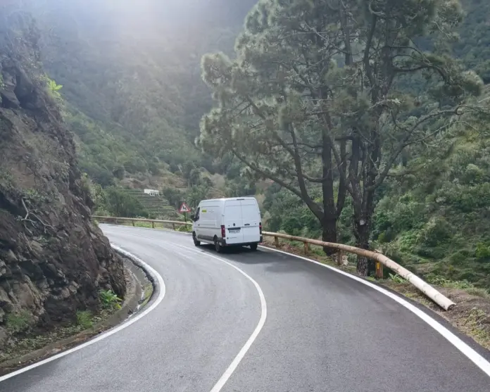 Carretera de El Rejo, en La Gomera. Imagen cedida por el Cabildo de La Gomera