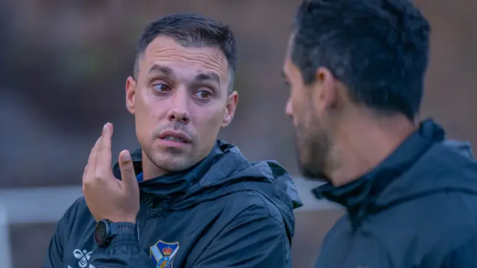 El Costa Adeje Tenerife inicia 2026 en Riazor ante el Deportivo Abanca