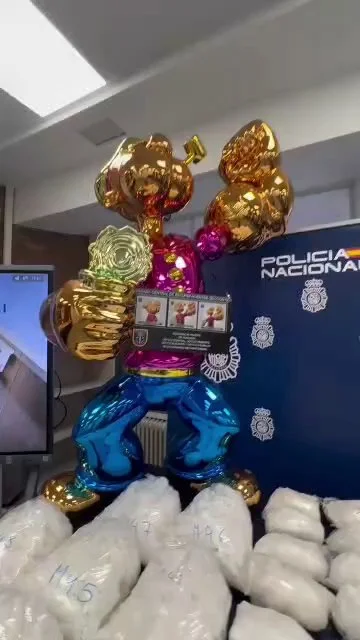 Estatua de Popeye en la que transportaban los 40 kilos de metanfetamina de México a Tenerife
