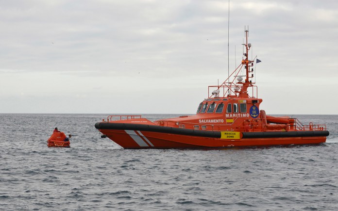 Rescatan una patera con 53 migrantes al sur de Gran Canaria