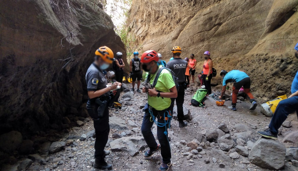 La Policía Canaria denuncia a una falsa empresa de turismo activo