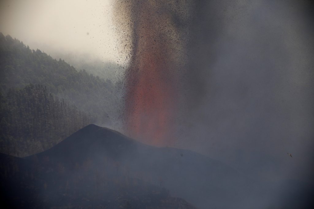 Meteorólogos ven poco probable, pero no descartable, que se produzca lluvia ácida en zonas pobladas