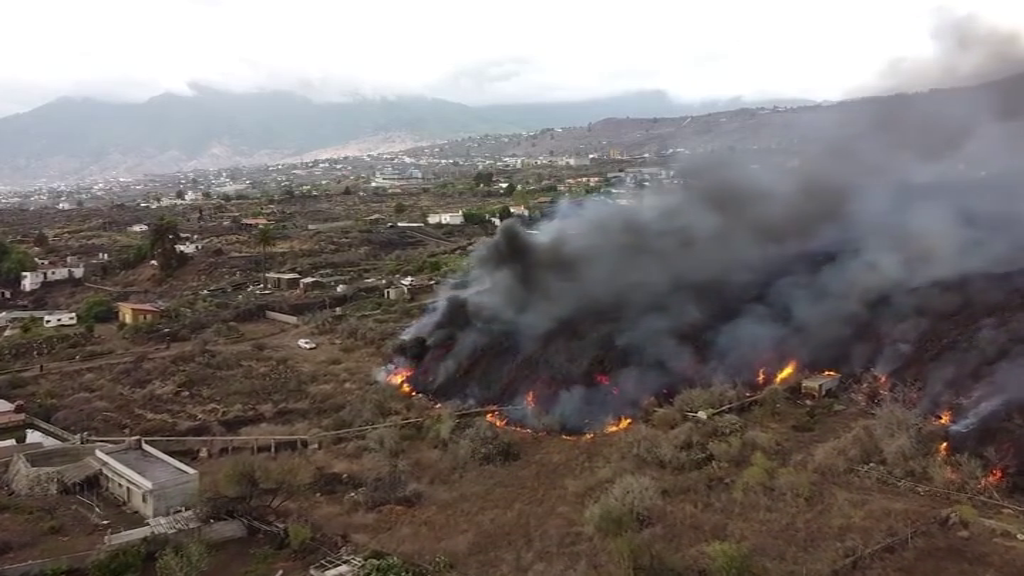 El agua en los municipios cercanos a la erupción sigue siendo apta para el consumo humano