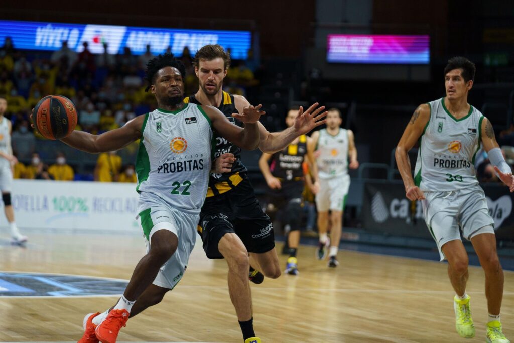 El Joventut sentencia con un parcial de 0-15 en el último cuarto (72-79)