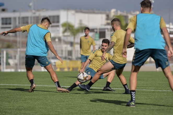 Las Palmas Atlético espera volver a ganar un mes después contra el Don Benito