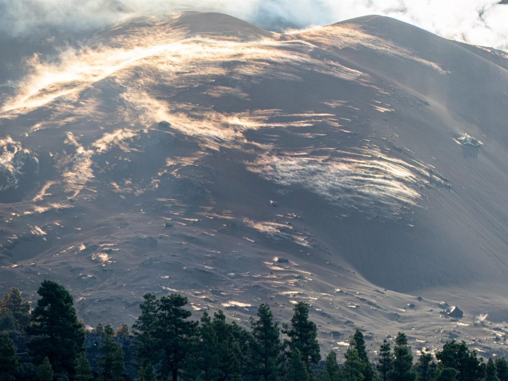 Los Llanos de Aridane cede 12.000 metros cuadrados de terreno para los afectados del volcán