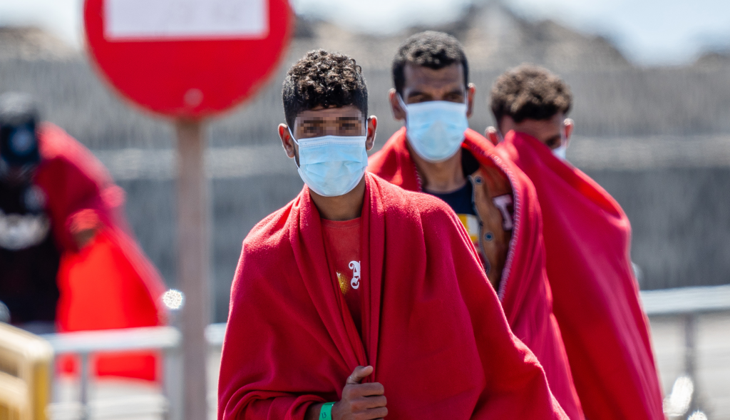 Más de 200 migrantes rescatados en las últimas horas cerca de Canarias