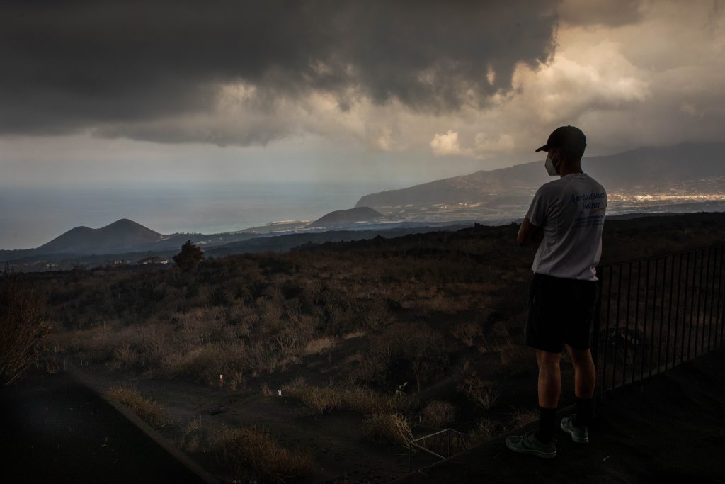 Los afectados por el volcán promueven la iniciativa de la nueva ciudad 'Cumbre Vieja'