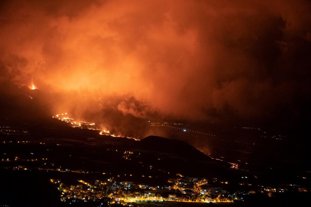 La calidad del aire en Los Llanos de Aridane y El Paso es "extremadamente desfavorable"