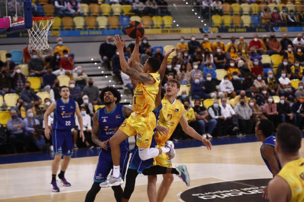 El Gran Canaria no pudo llevarse el partido en casa y acabó perdiendo por 82 a 89. El burgos se hizo con el control en los últimos minutos