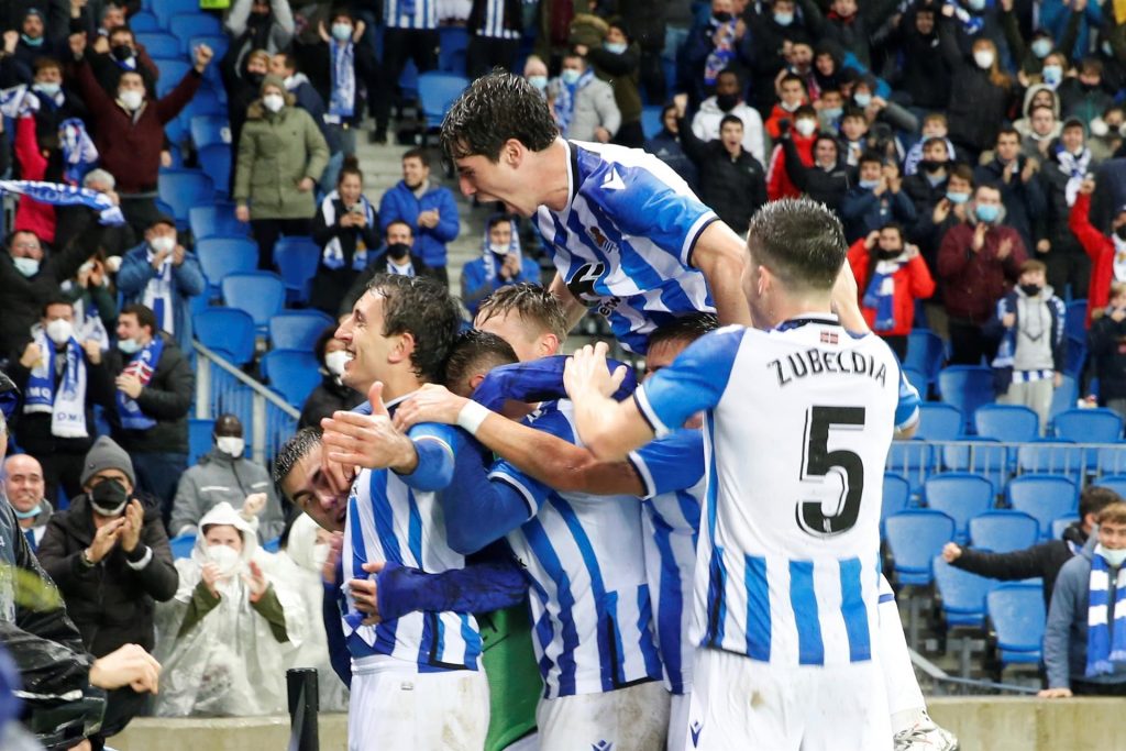 Real Sociedad y Betis avanzan en la Liga Europa