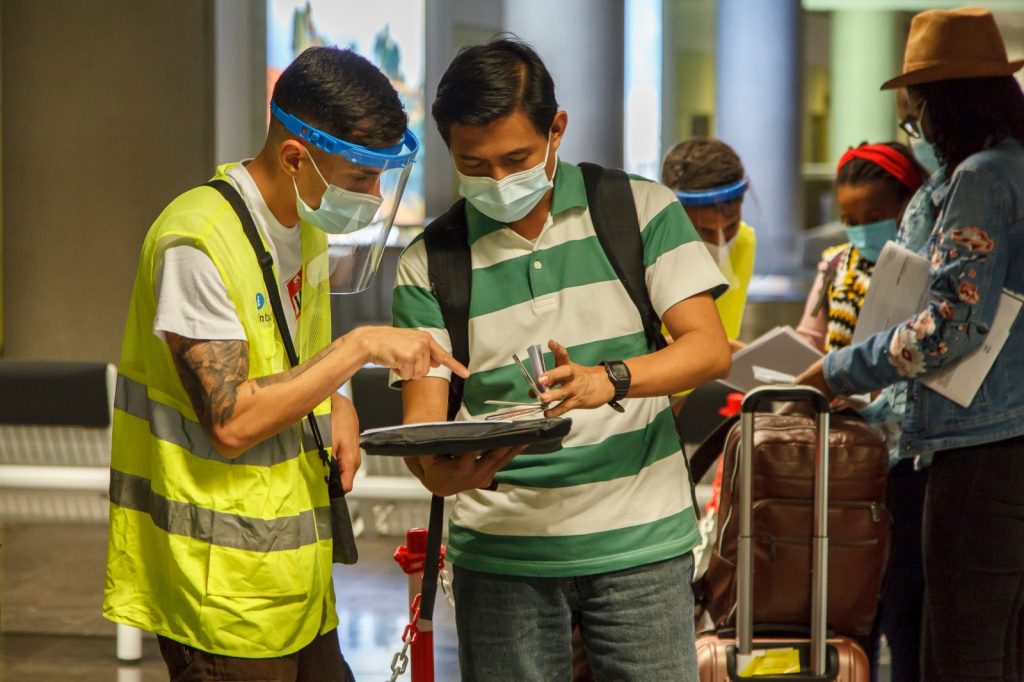 Sanidad prorroga el cribado a pasajeros nacionales que llegan a Canarias