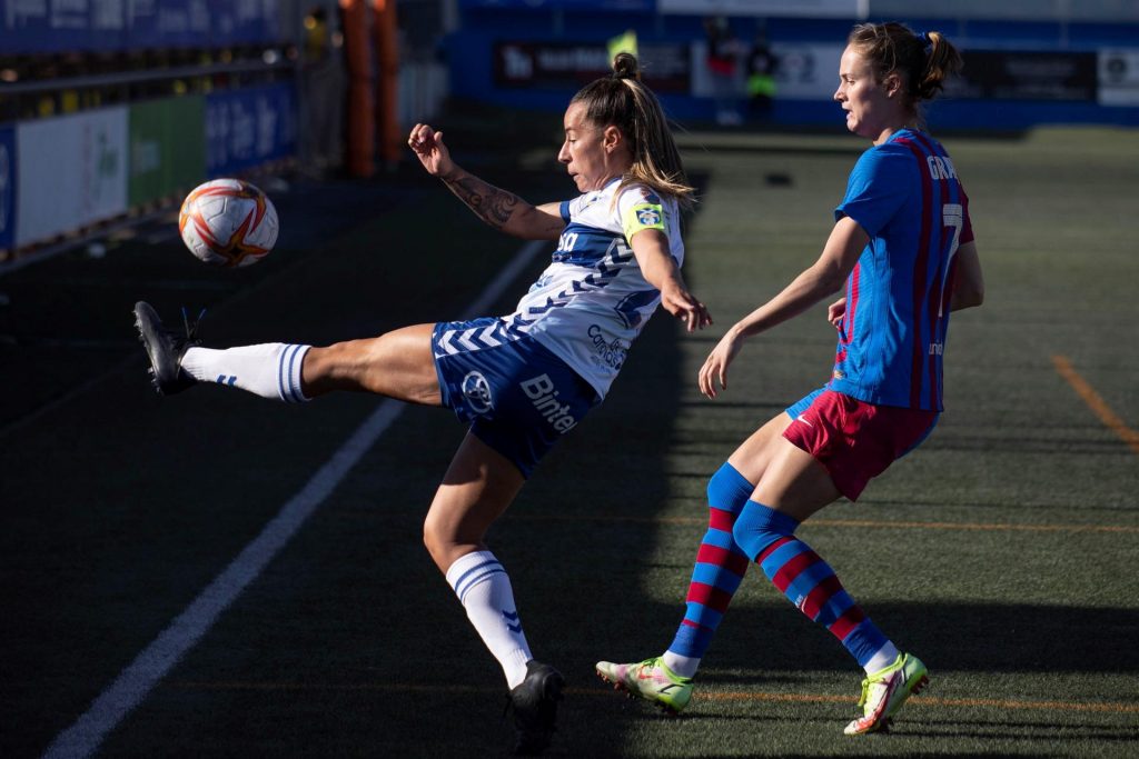 El Barcelona arrasa con el Granadilla Tenerife al inicio de segunda vuelta