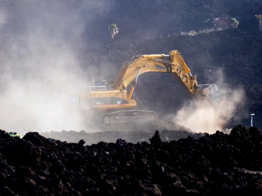 La Palma recupera la normalidad poco a poco, aunque continúa la vigilancia