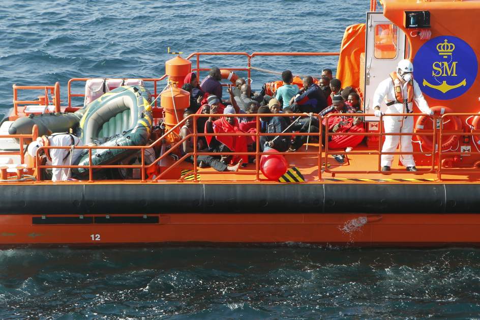 Rescatan una patera con 56 inmigrantes subsaharianos