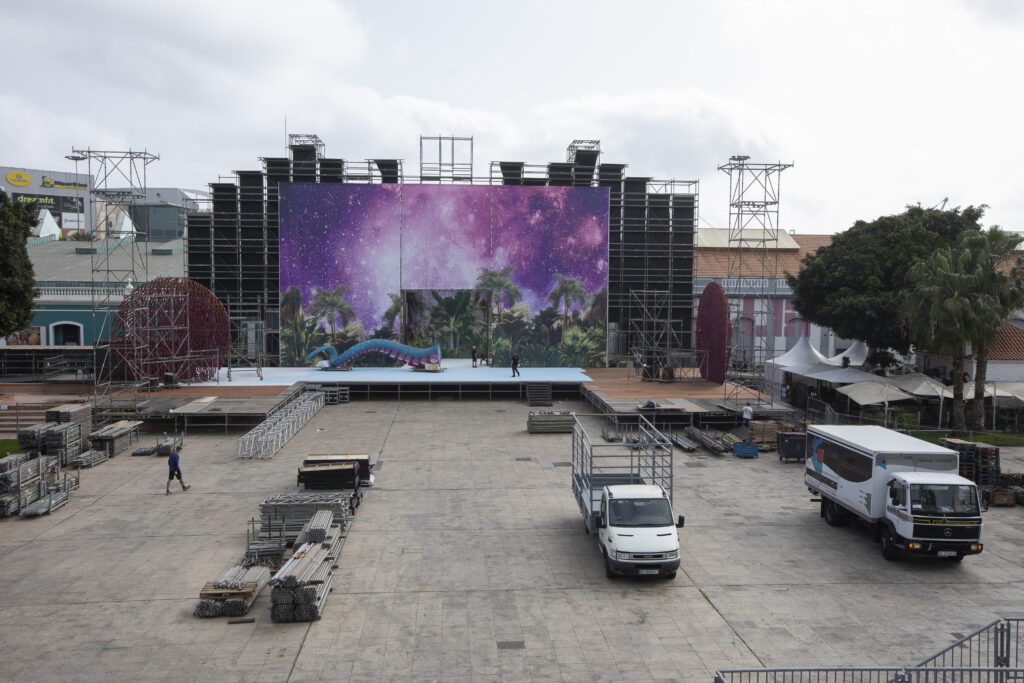 El escenario del Carnaval de Las Palmas de Gran Canaria ya toma forma