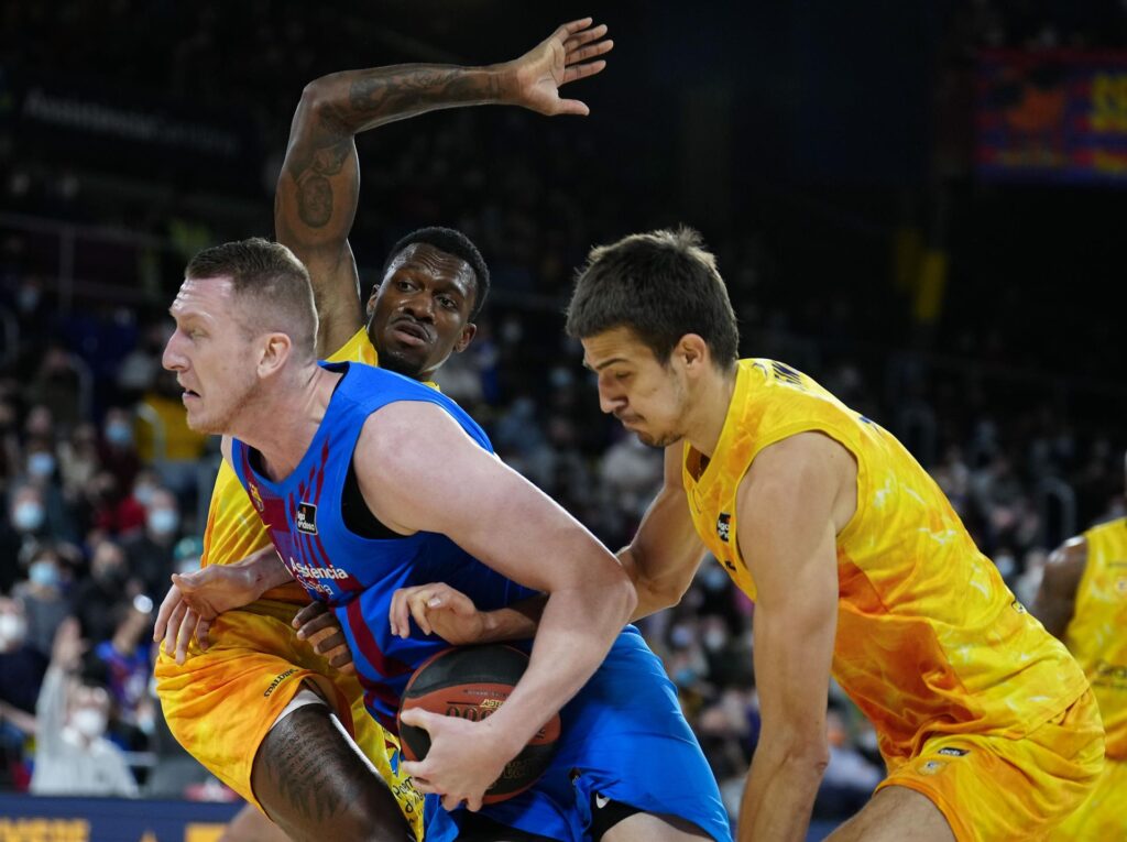 98-80. El Barça arrolla al Gran Canaria y amplía su ventaja en el liderato