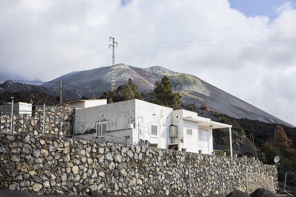 Los alcaldes de La Palma piden un plan de vivienda para los afectados por el volcán