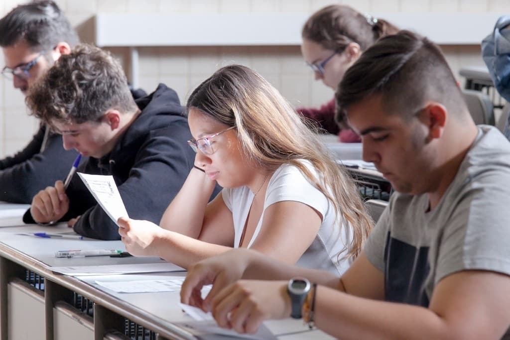 Los estudiantes conocen el nuevo examen de la EBAU