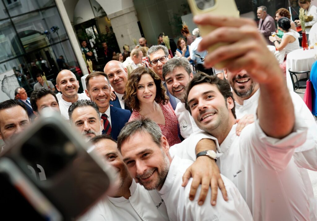 Berasategui, Roca o León reúnen sus recetas por La Palma en 'A pedir de vaca'