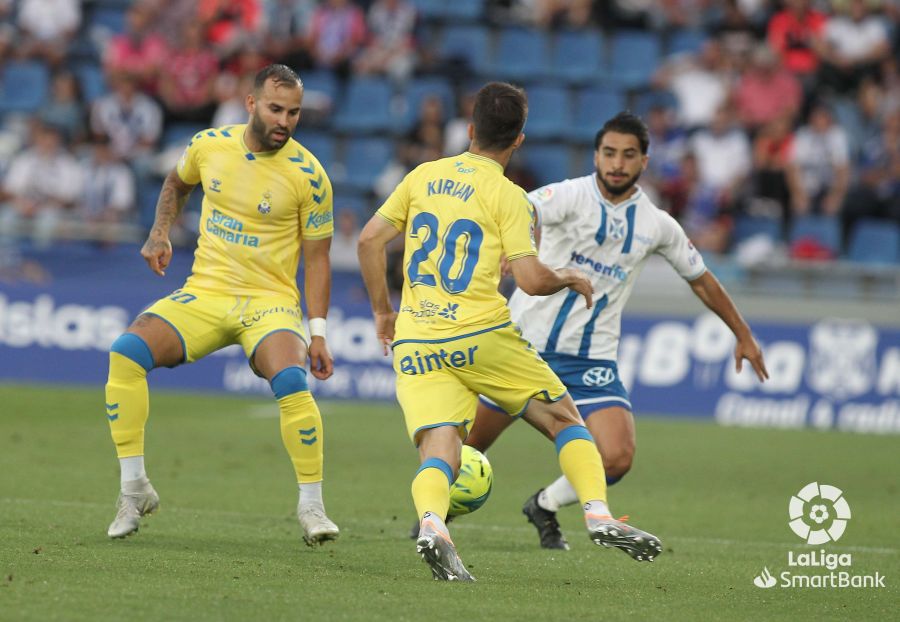 Las Palmas y Tenerife, a por una plaza en la final por el ascenso