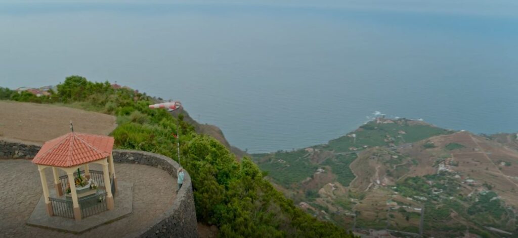 'Tocando el cielo' desde el mar a la cumbre