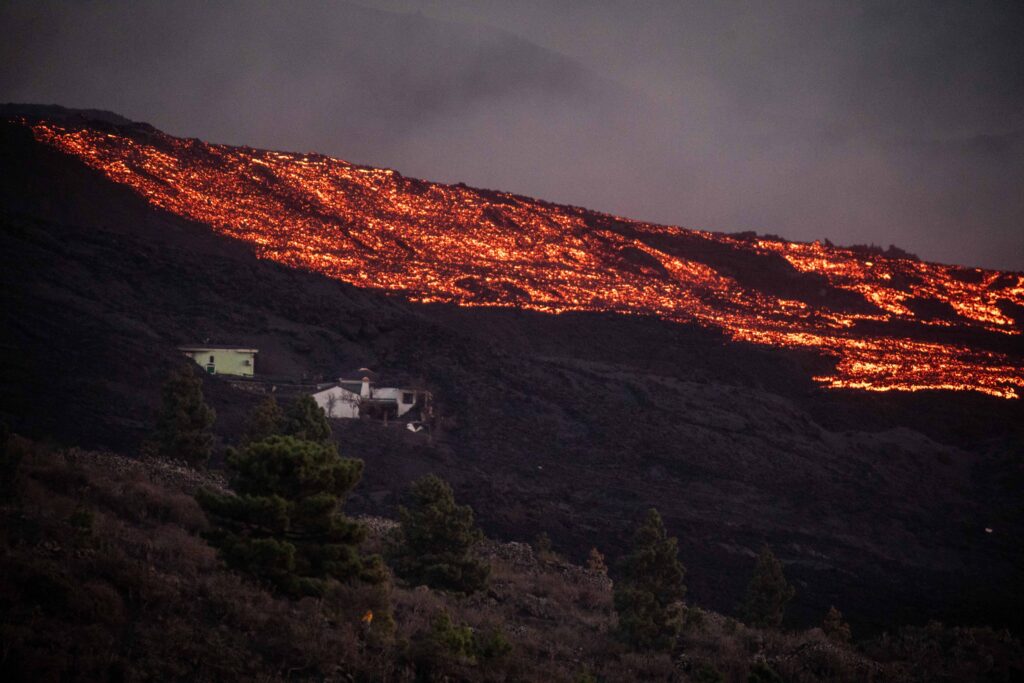 La erupción volcánica de La Palma en imágenes