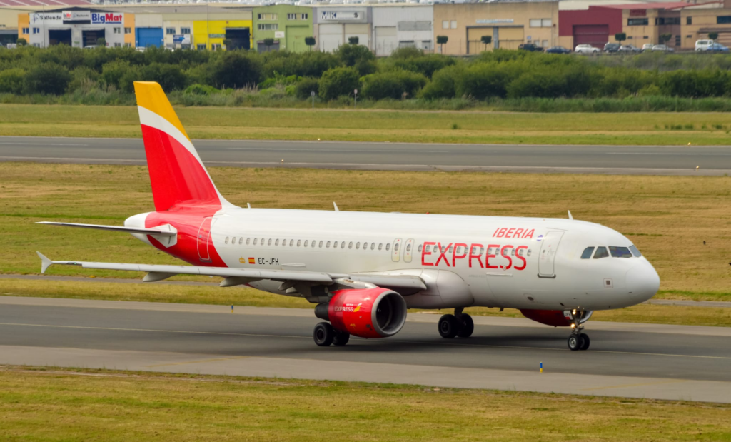 Quinta jornada de huelga en Iberia Express