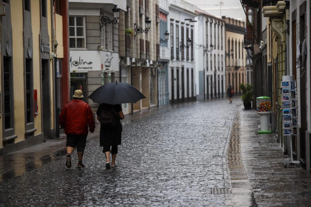 Alerta por lluvias en La Palma y prealerta por vientos en las islas occidentales y Gran Canaria