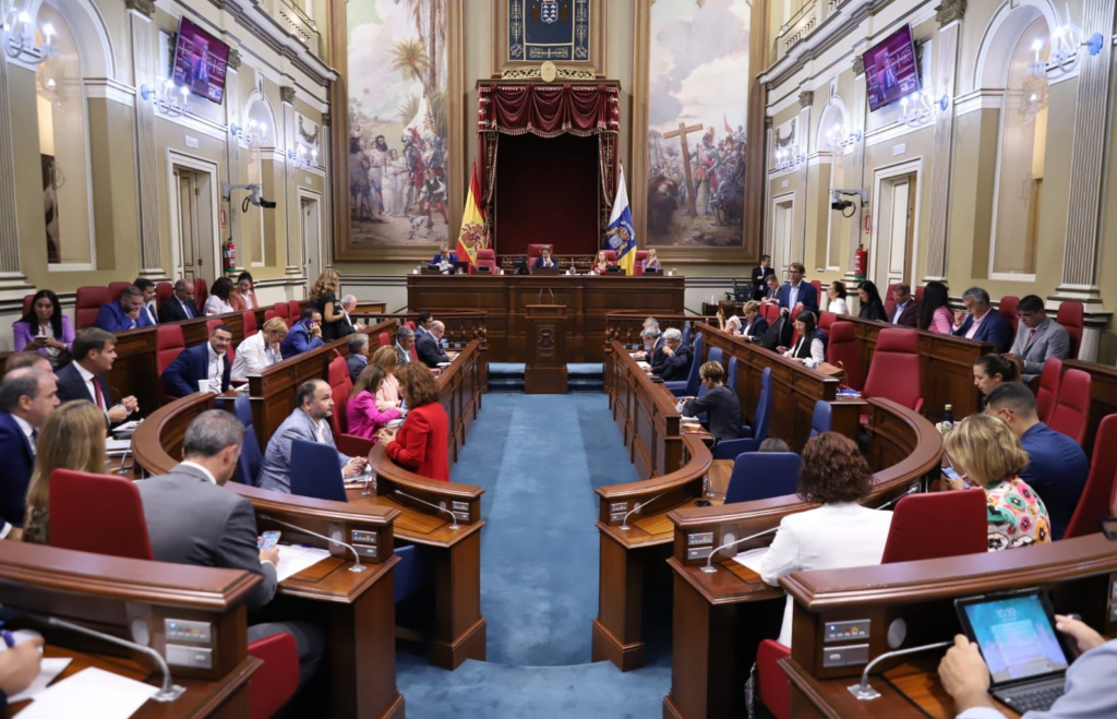 CC y PP piden comisión de investigación parlamentaria sobre el 'Caso Mascarillas'