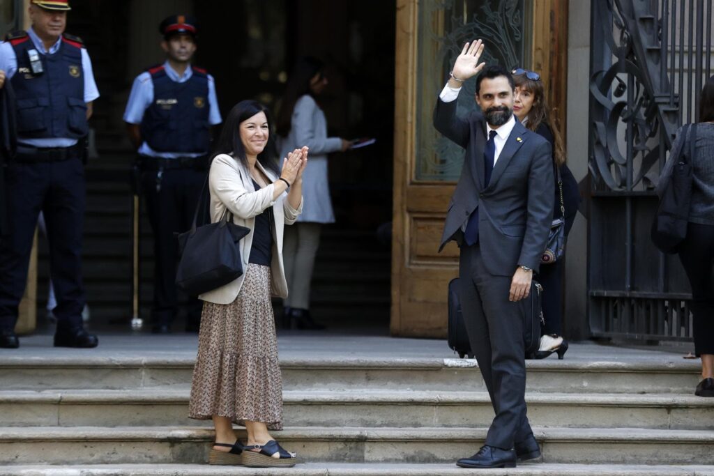 Roger Torrent y a la Mesa del Parlament que presidió, juzgados por desobediencia