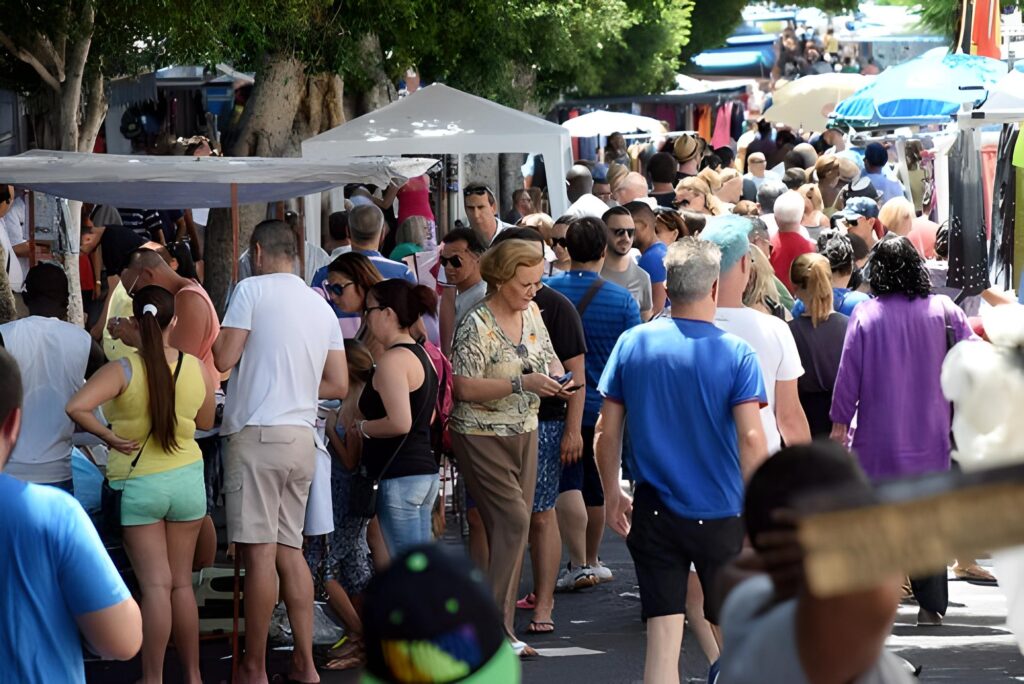 El Rastro de Santa Cruz de Tenerife vuelve a su ubicación original este domingo