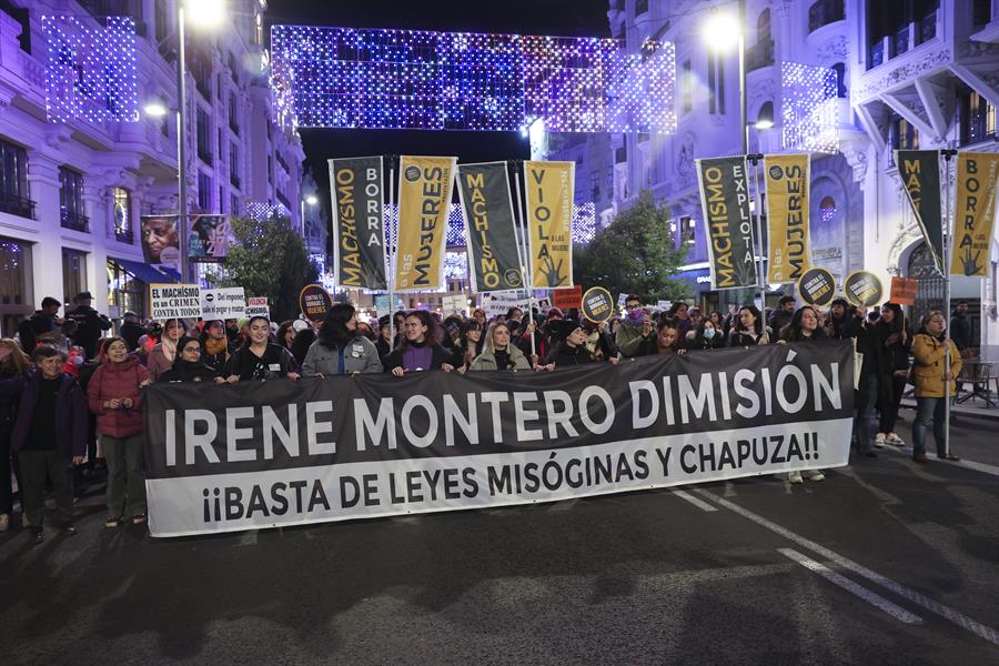 El Gobierno defiende la ley del 'Solo sí es sí' y hace un llamamiento a la unidad del feminismo