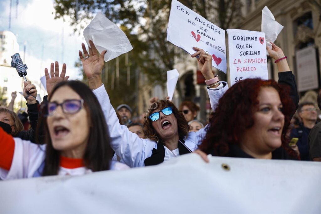 Las huelgas de Sanidad ponen el foco en el déficit de médicos en varias autonomías