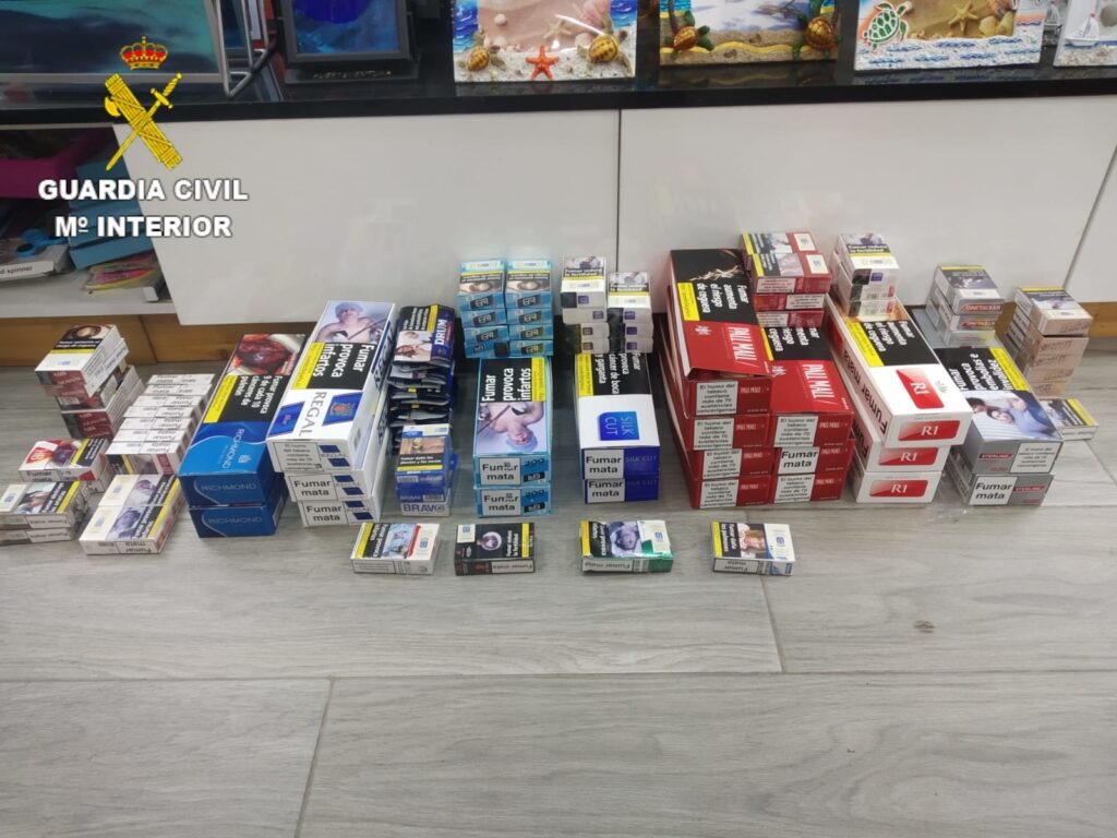 Intervienen 270 cajetillas de tabaco ilegal en un local en Fuerteventura