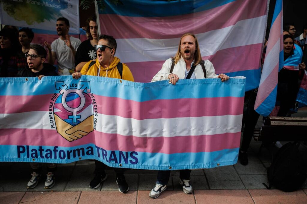 Manifestaciones este sábado en todo el país contra los "recortes" del PSOE a la ley trans