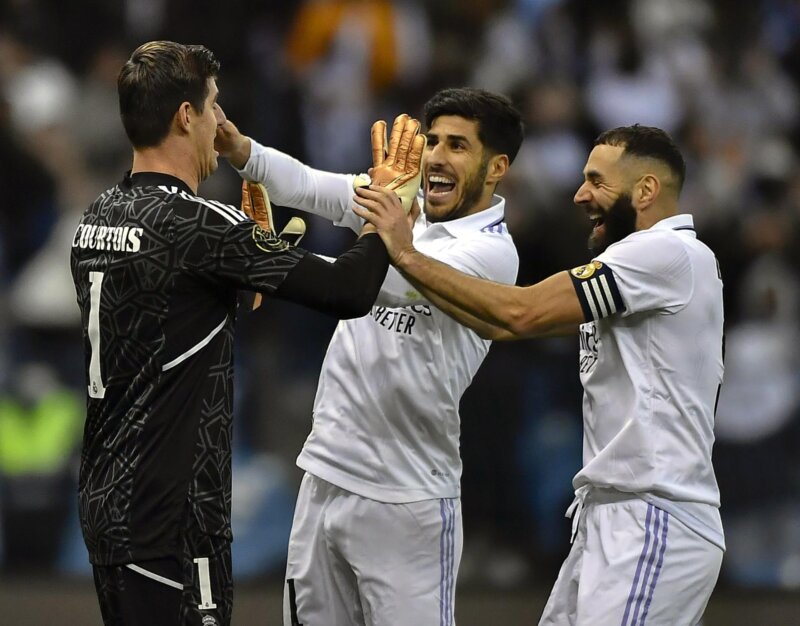 El Real Madrid gana al Valencia en los penaltis y jugará la final de la Supercopa de España