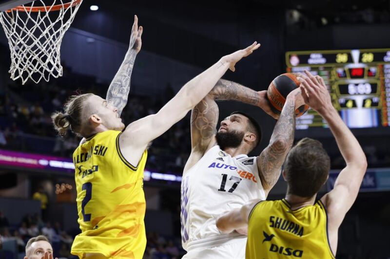 El Real Madrid vence al Gran Canaria (105- 85)