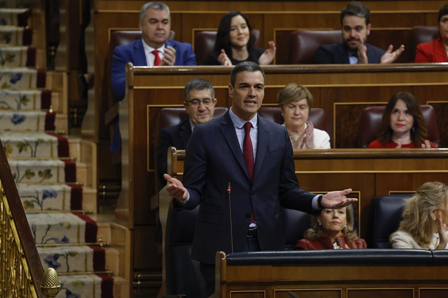 Sánchez dice que van a corregir la "equivocación" del solo sí es sí