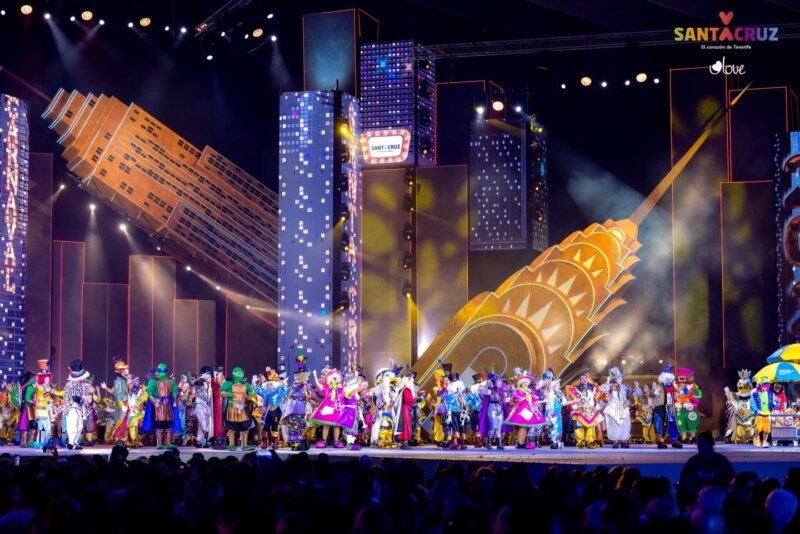 Gala de la reina del Carnaval de Santa Cruz de Tenerife en imágenes