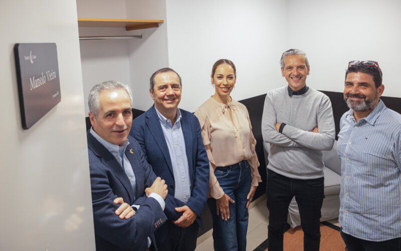 El Teatro Cuyás dedica uno de sus camerinos a Manolo Vieira