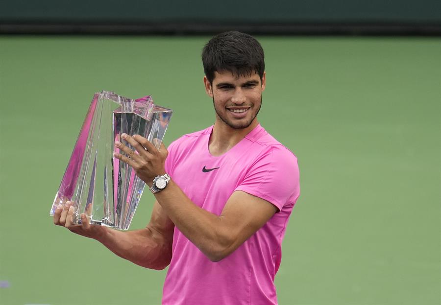 Carlos Alcaraz vuelve a la cima del tenis mundial