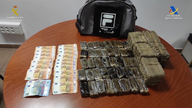 Detenido en Gran Canaria con 8,7 kilogramos de hachís en su maletero